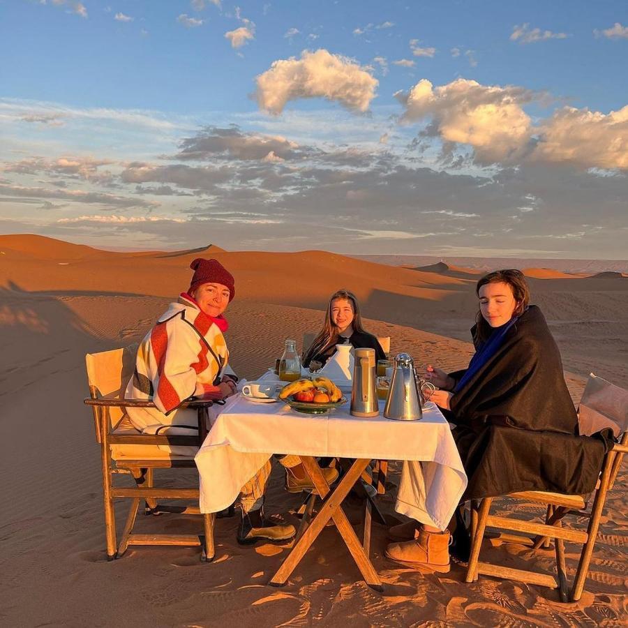 Overnight Luxury Camp Merzouga Exterior foto
